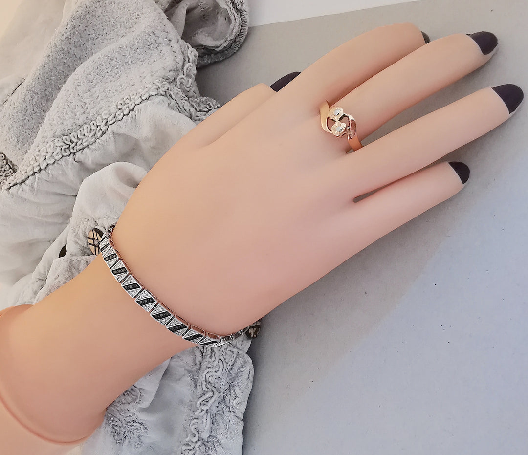 Bracelet Rivière / Diamants / Or blanc 18 K gold / Or 18 carats / 750