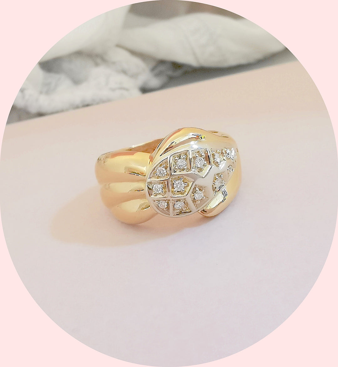 Bague / Diamants / 11,26 gr / Or 18 K gold / 18 carats / 750