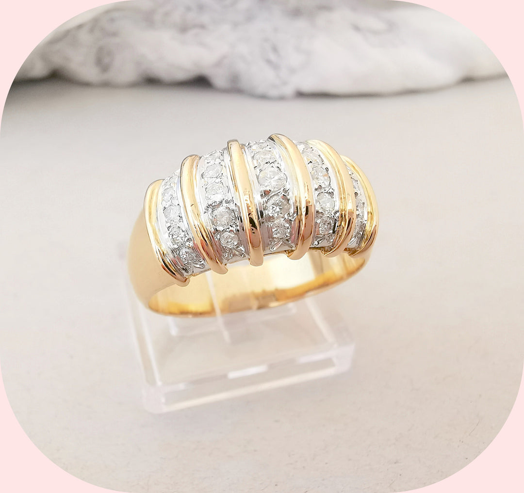 Bague / Diamants / Or 18 K gold / 18 carats / 750/1000