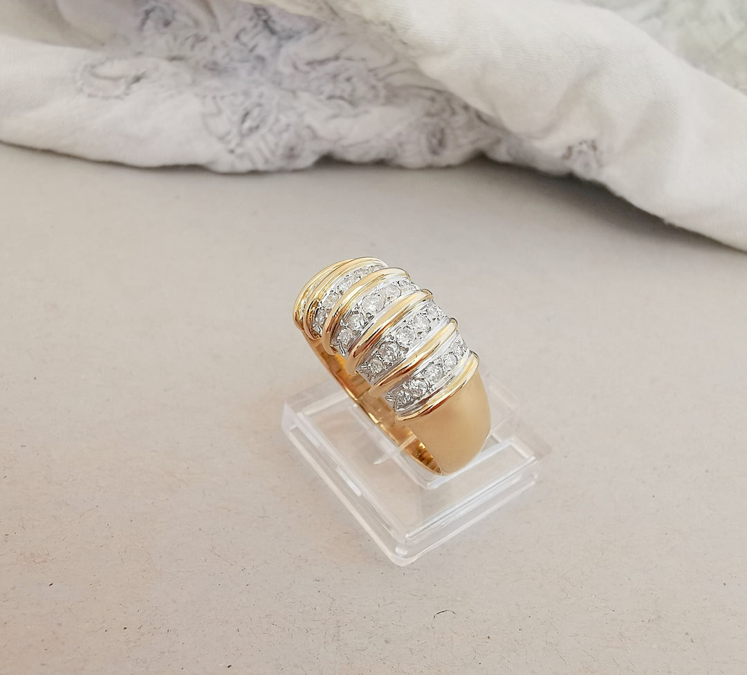 Bague / Diamants / Or 18 K gold / 18 carats / 750/1000