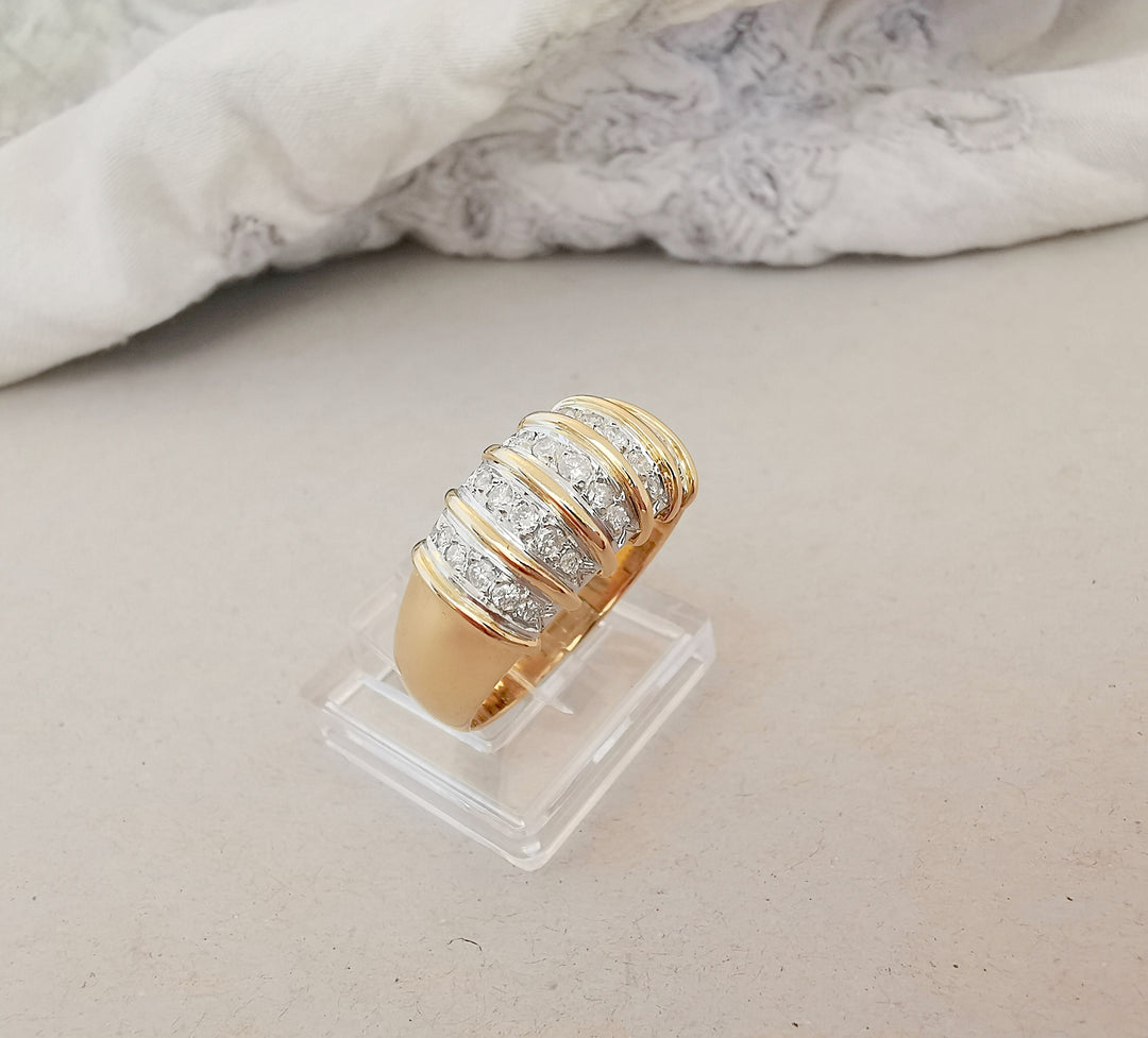 Bague / Diamants / Or 18 K gold / 18 carats / 750/1000