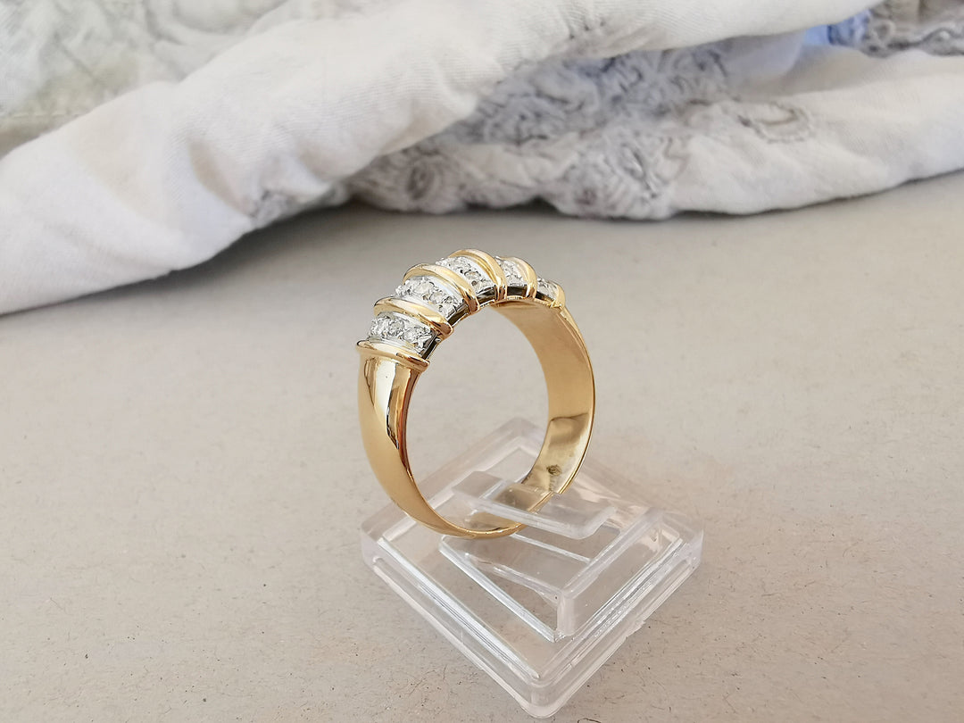 Bague / Diamants / Or 18 K gold / 18 carats / 750/1000