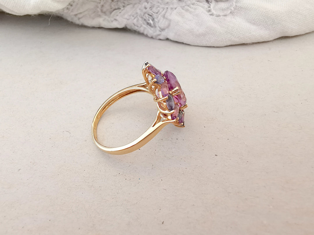 Bague Or 18 K / Améthystes / iolites / Or 18 carats / 750/1000