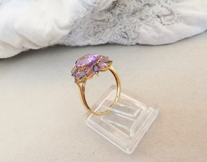 Bague Or 18 K / Améthystes / iolites / Or 18 carats / 750/1000