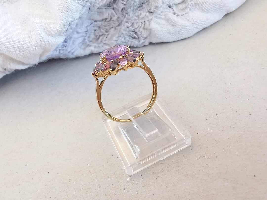 Bague Or 18 K / Améthystes / iolites / Or 18 carats / 750/1000