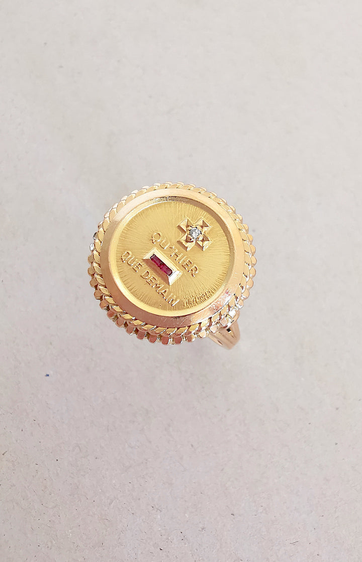 Bague AUGIS / Médaille d'amour / Or Jaune 18 K / 18 carats / (750°/°°)