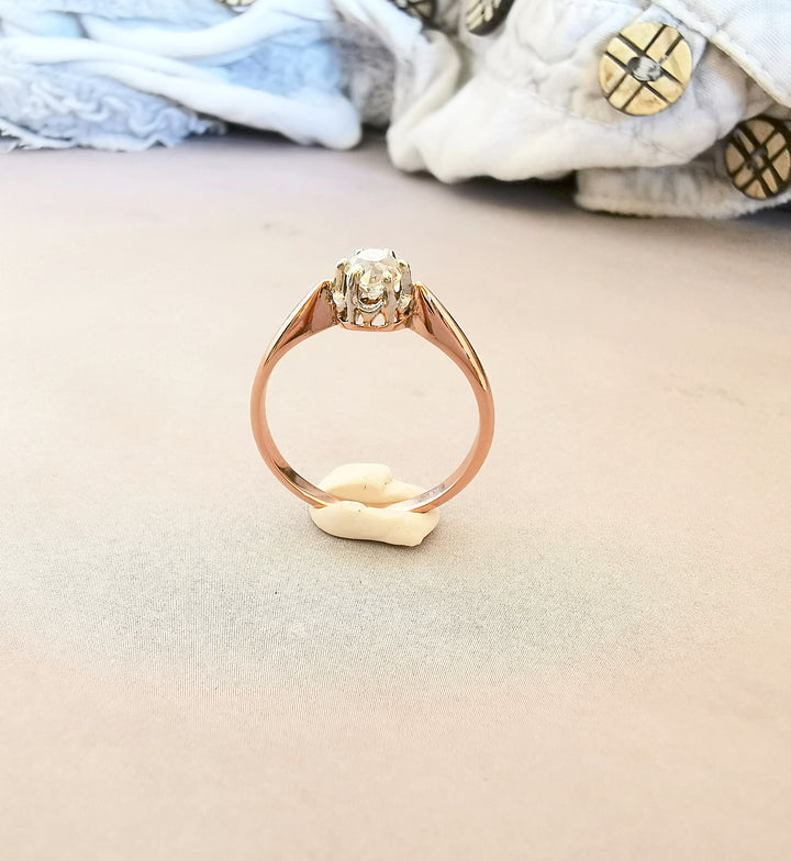 Bague Ancienne solitaire / Or Rose 18 K et Platine / Diamant taille ancienne 0,20 ct / 750/ 18 carats