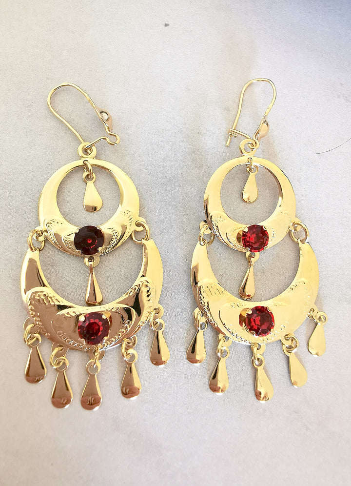 Boucles d'oreilles pendantes / Or Jaune 18 K / 750°/°° / 18 carats