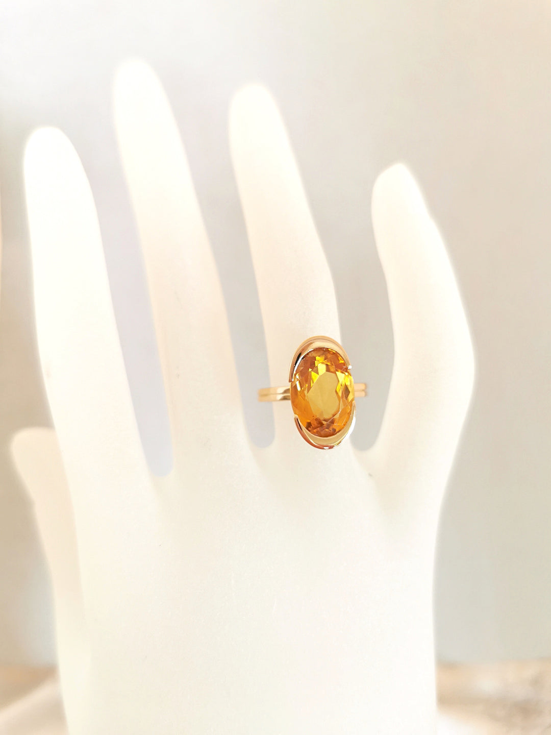 Bague Citrine / Or Jaune 18 K /  18 carats / (750°/°°)