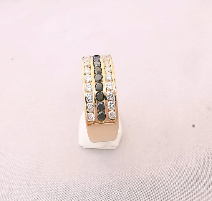 Bague Jonc / Saphirs / Diamants / Or 18 K / 18 carats / (750°/°°)