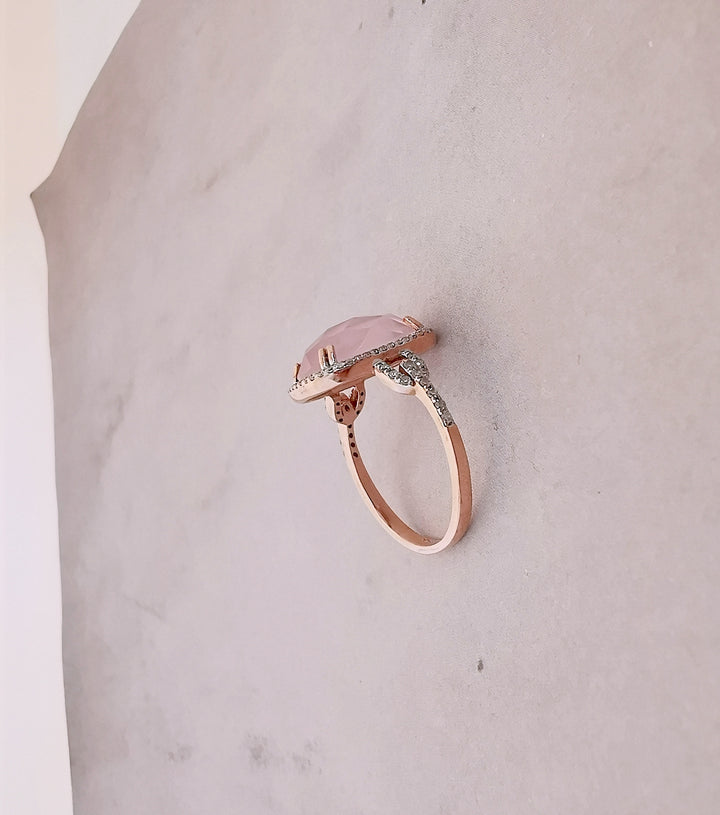 Bague / Quartz Rose / Diamants / Or Rose 9 K / (375°/°°) / 9 carats