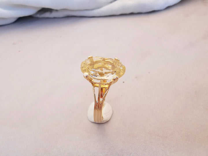 Bague Citrine / Or Jaune 18 K / (750°/°°) / 18 carats