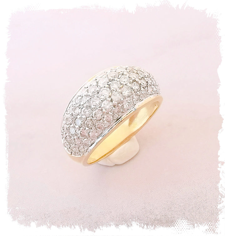 Bague Jonc bombé / Diamants 2,3 cts / Or 18 K / (750°/°°) / 18 carats