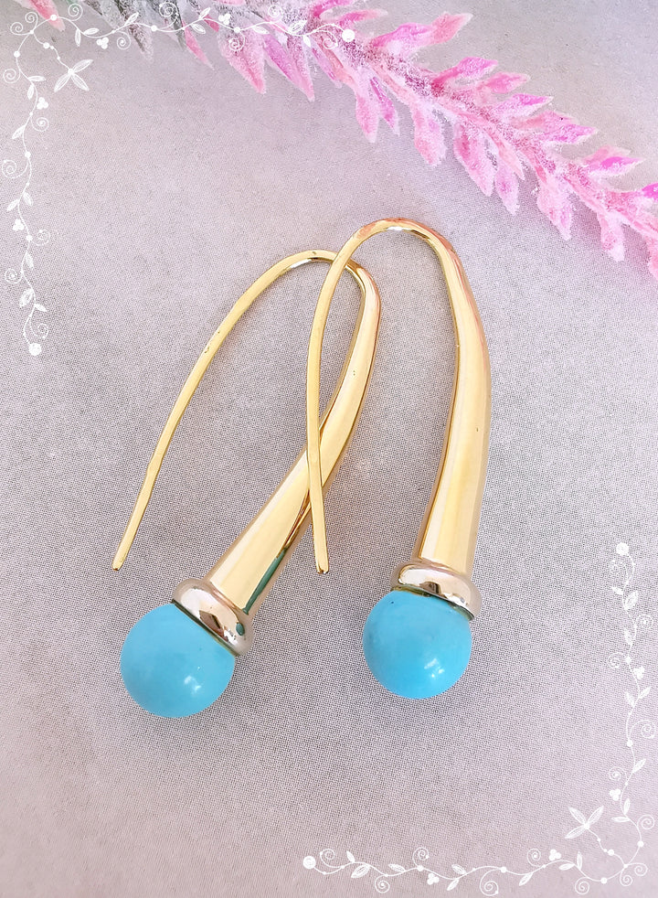 Boucles d'oreilles pendantes Or Jaune 18 K / Perles de Turquoise / 18 carats / (750°/°°)