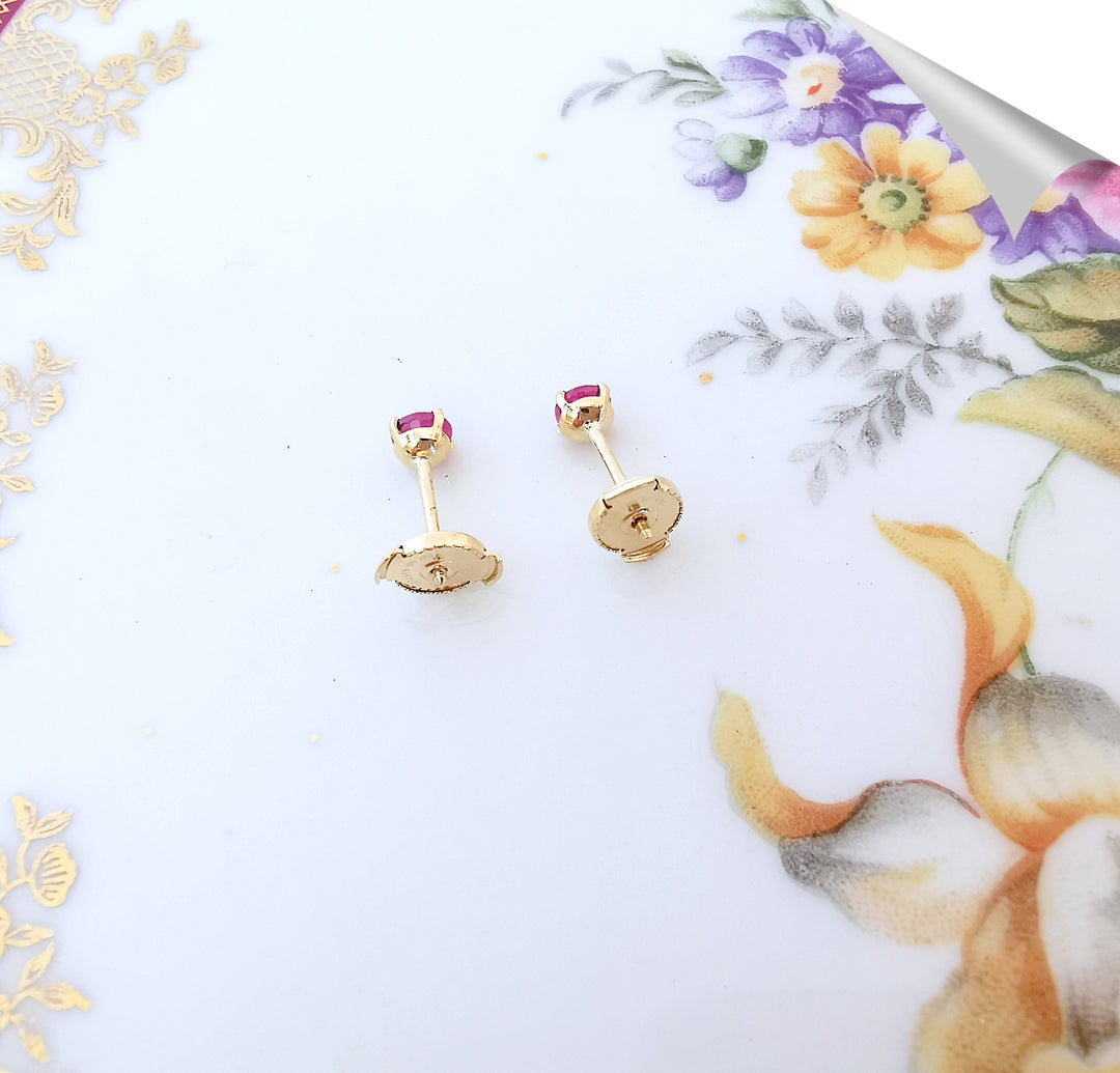 Neuves Boucles d'oreilles puces / clous / Rubis Ø 4 mm / Alpa / Or 18 K / 18 carats / (750°/°°)