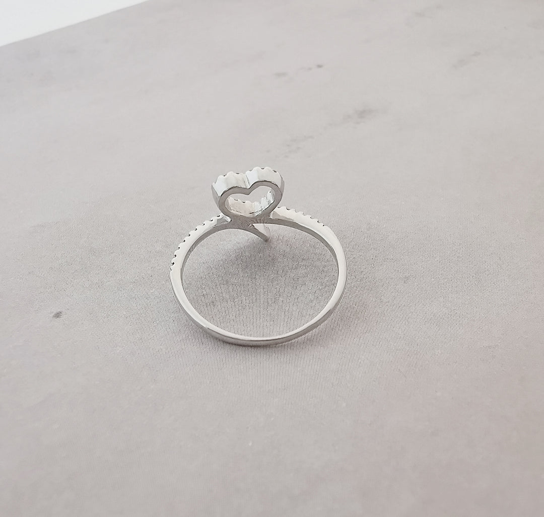 photo de l'intérieur bague diamants