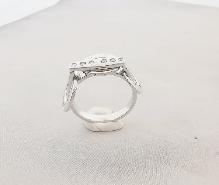 photo bague diamants bijou de luxe or 18K