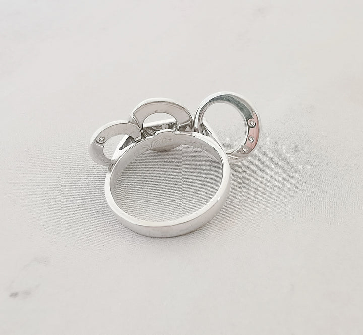 photo de l'envers bague originale diamants or 18K