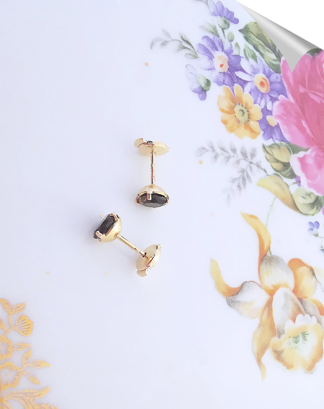 joaillerie de luxe bijou  puces d'oreilles en Or Jaune 18K quartz fume